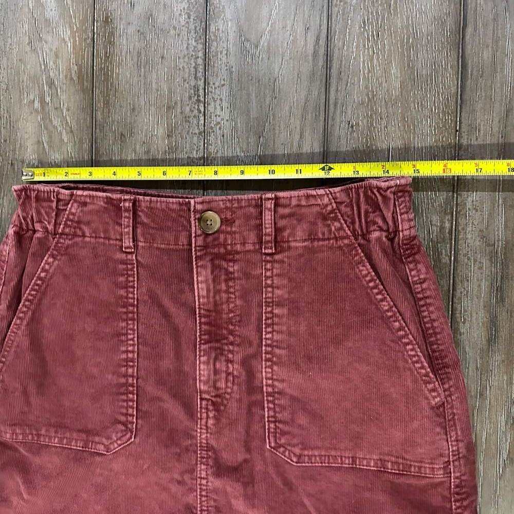 American Eagle Mini Skirt - Picture 4 of 10
